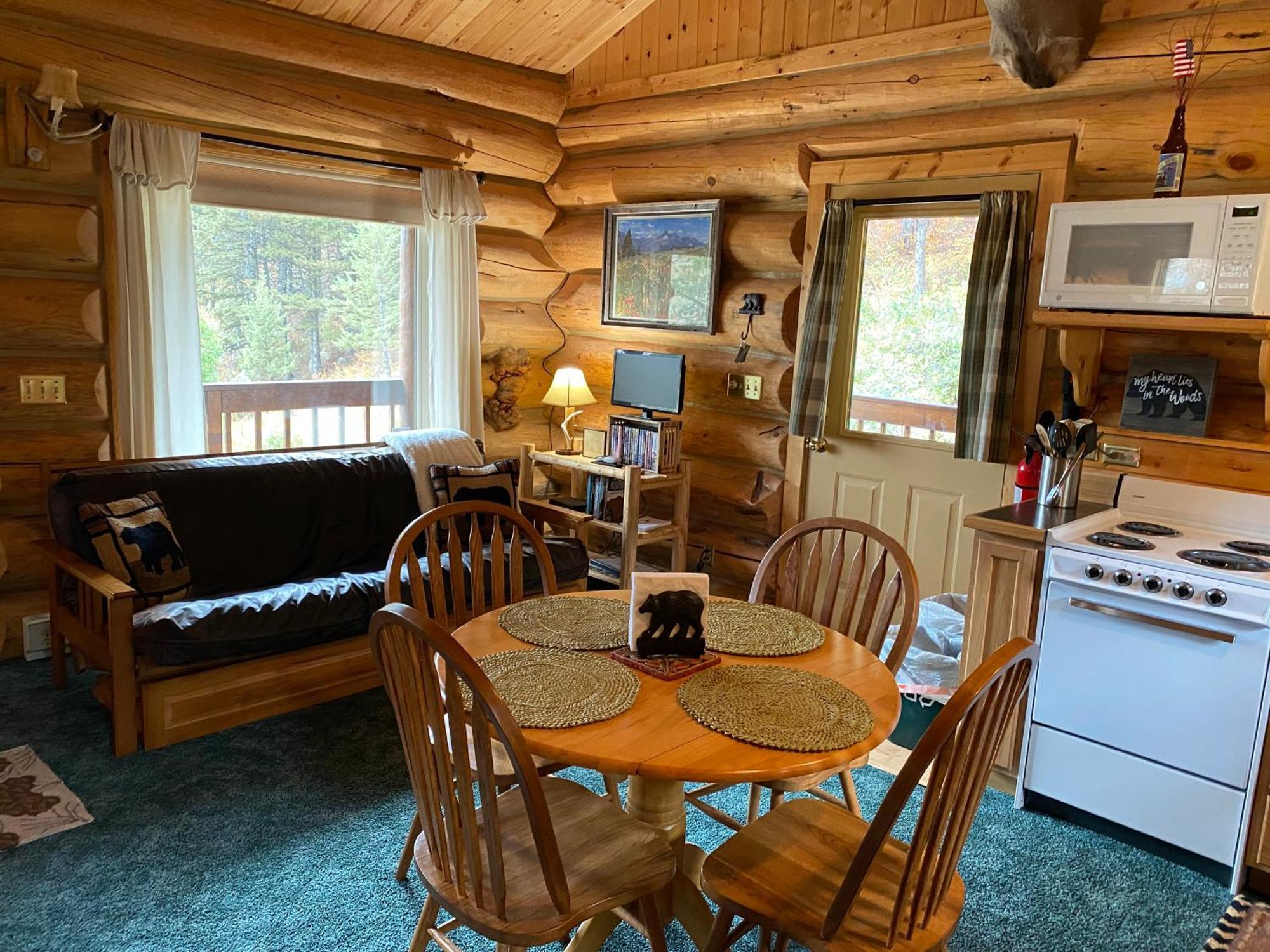 ريد لودج Two Bears Inn Bed & Breakfast المظهر الخارجي الصورة