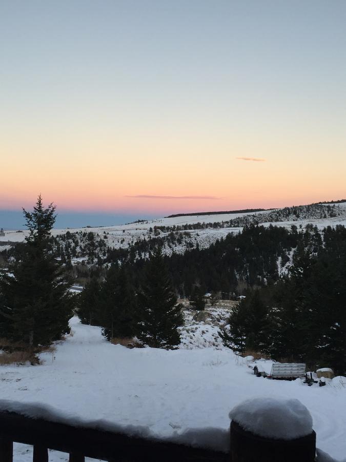 ريد لودج Two Bears Inn Bed & Breakfast المظهر الخارجي الصورة