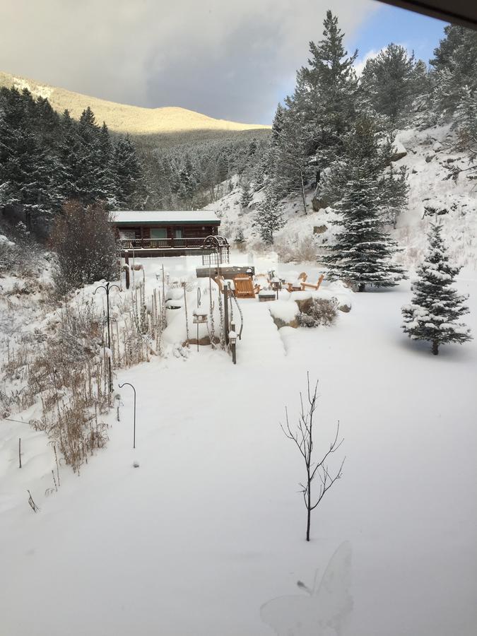 ريد لودج Two Bears Inn Bed & Breakfast المظهر الخارجي الصورة