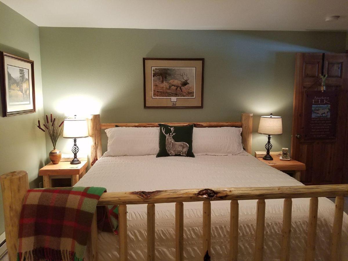 ريد لودج Two Bears Inn Bed & Breakfast المظهر الخارجي الصورة